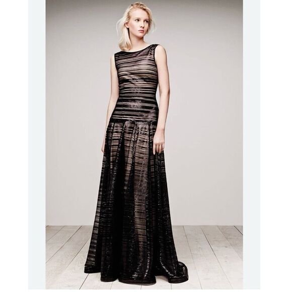 chinese dress ladies Maravilla Lace Bodice Maxi Dress Black/Nude– Selfie Leslie Australia